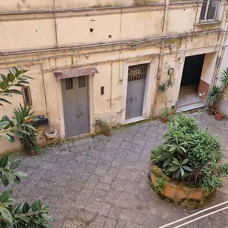 Napoli Station B&B-2